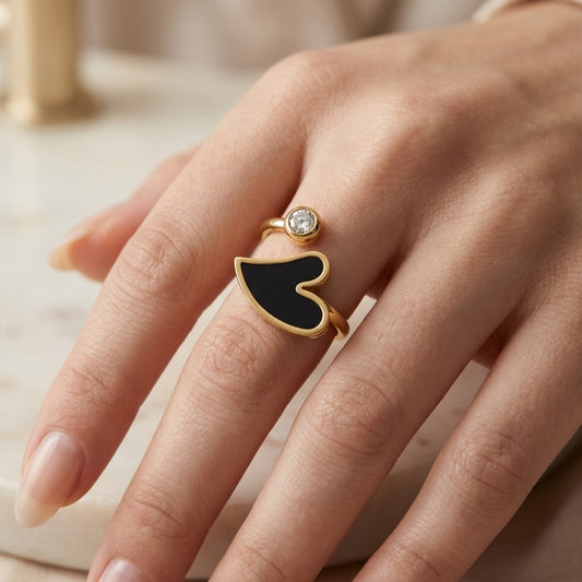 Noir Heart Ring