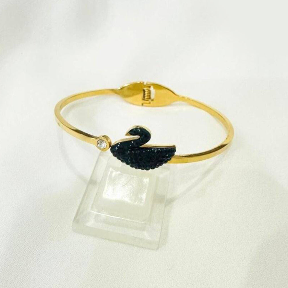 Swan Cuff
