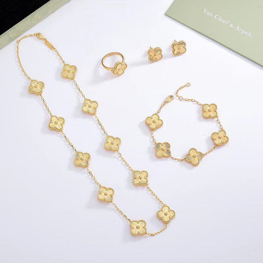 Golden Clover Set