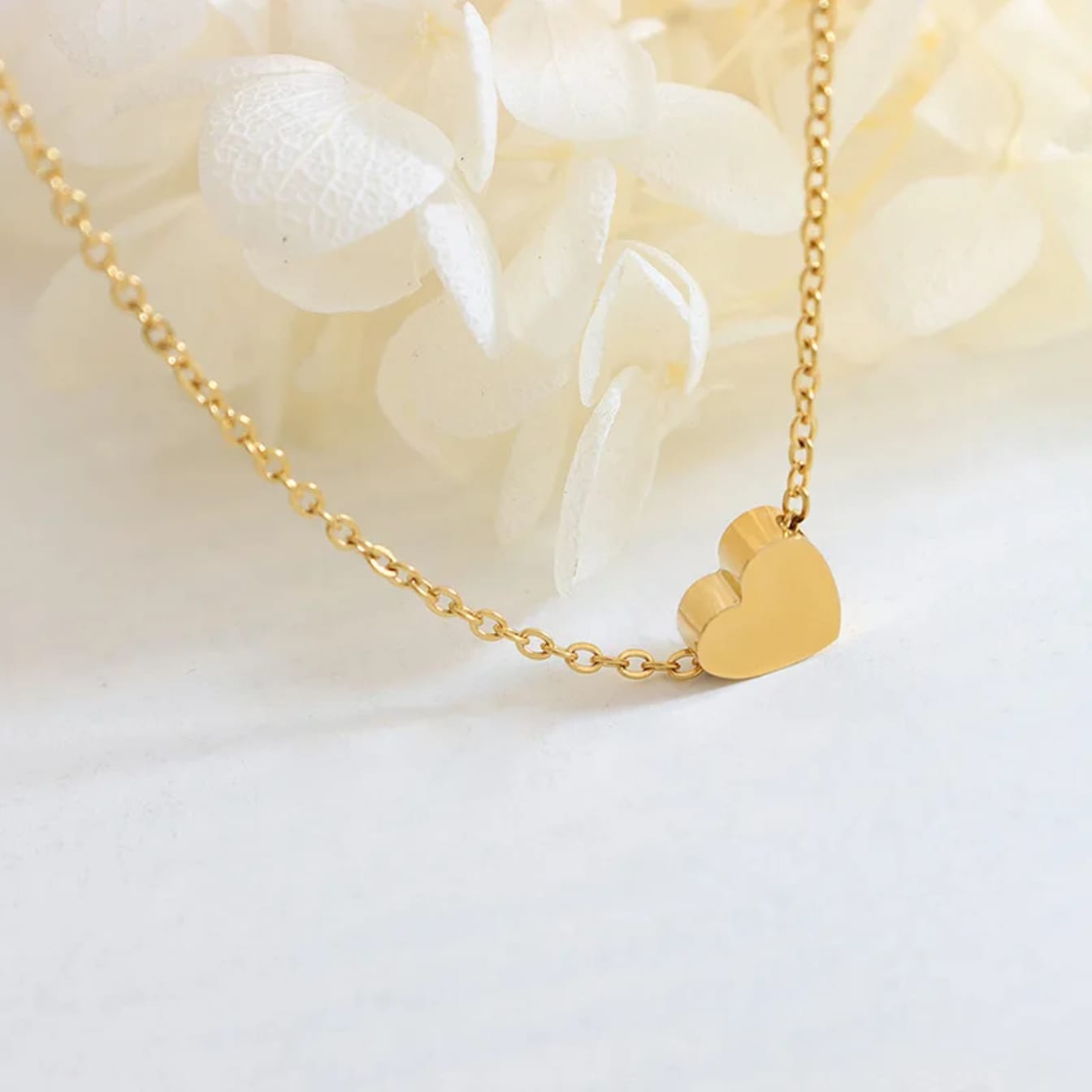 Dainty Heart Chain